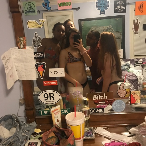 Meet your Posher, Jacqueline - Picture 1 of 1